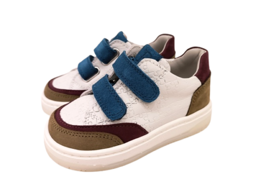 Sneaker da bimbo con il velcro