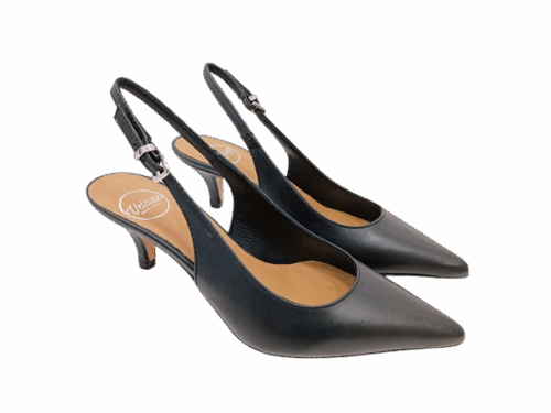 chanel da donna con tacco elegante