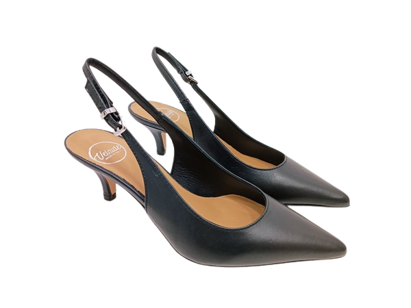 chanel da donna con tacco elegante